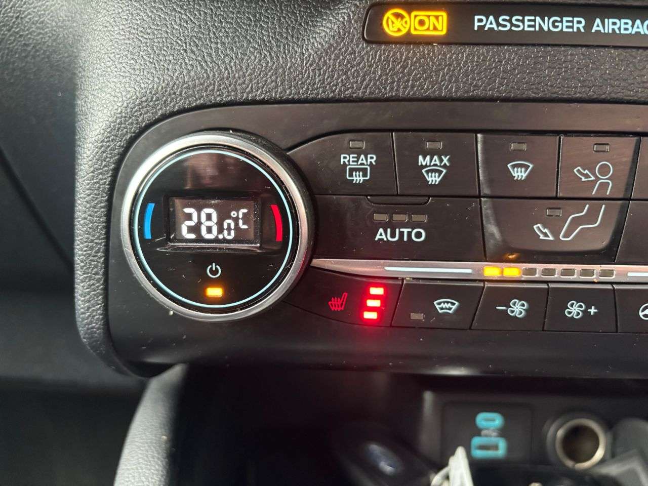 0 FORD KUGA 0 FORD KUGA