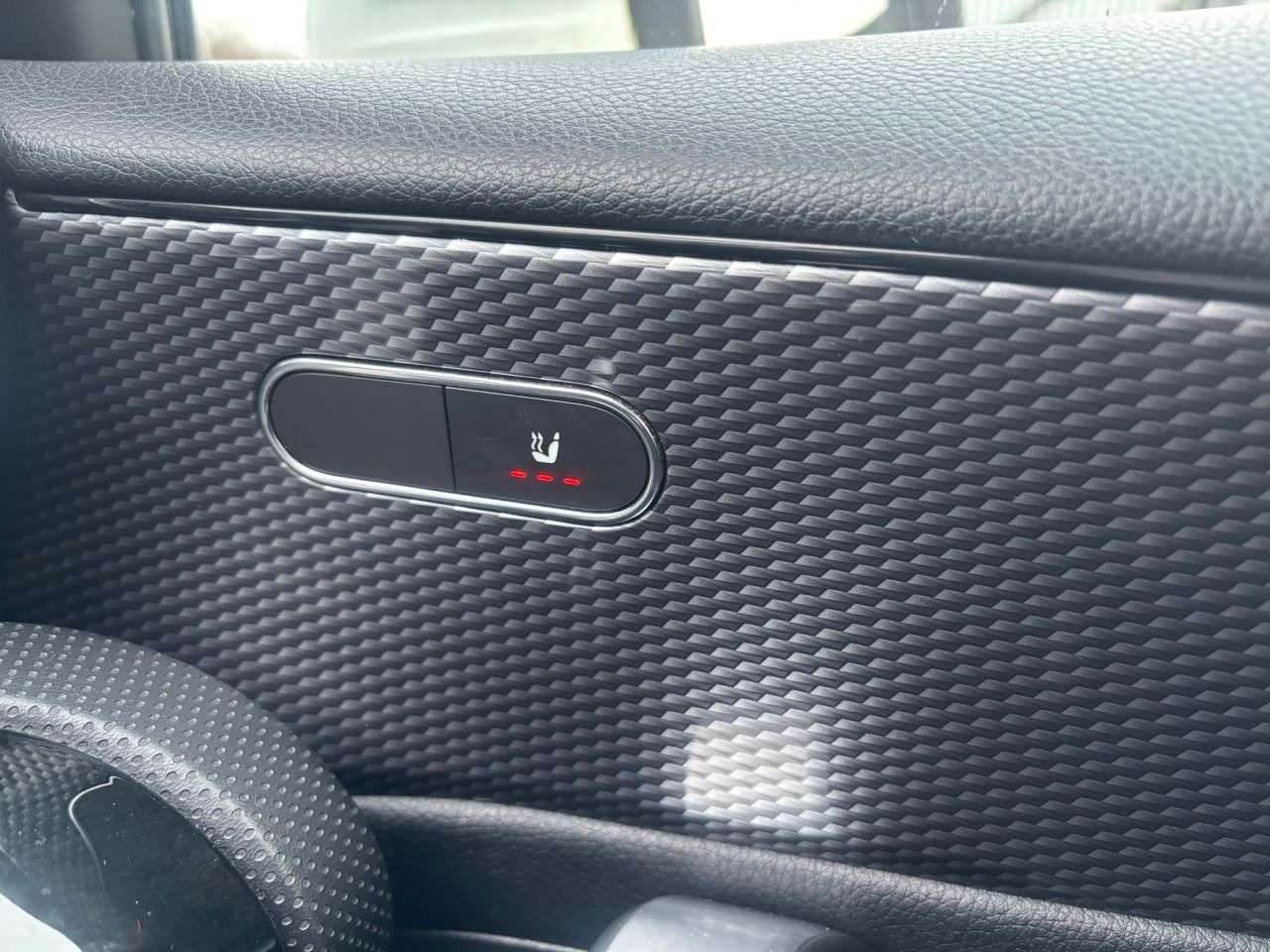 A 2019 MERCEDES-BENZ A-CLASS 1.5 A180d Sport (Executive) Hatchback 5dr Diesel 7G-DCT Euro 6 (s/s) (116 p A 2019 MERCEDES-BENZ A-CLASS 1.5 A180d Sport (Executive) Hatchback 5dr Diesel 7G-DCT Euro 6 (s/s) (116 p