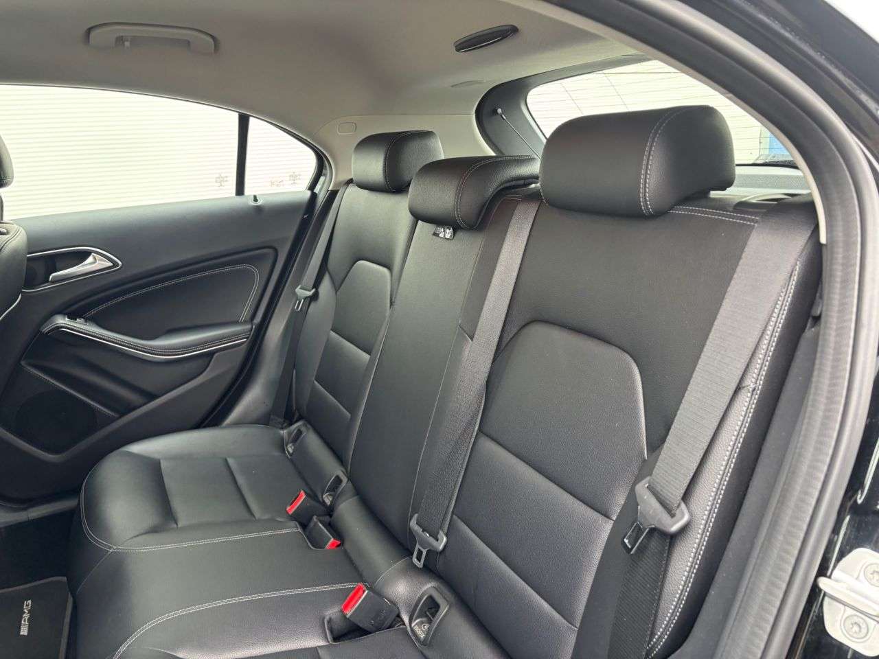 A 2016 MERCEDES-BENZ A-CLASS 1.5 A180d Sport (Premium) Hatchback 5dr Diesel 7G-DCT Euro 6 (s/s) (109 ps) A 2016 MERCEDES-BENZ A-CLASS 1.5 A180d Sport (Premium) Hatchback 5dr Diesel 7G-DCT Euro 6 (s/s) (109 ps)