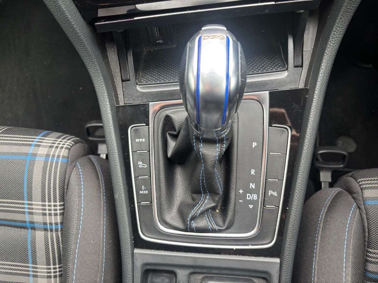 0 VOLKSWAGEN GOLF 0 VOLKSWAGEN GOLF