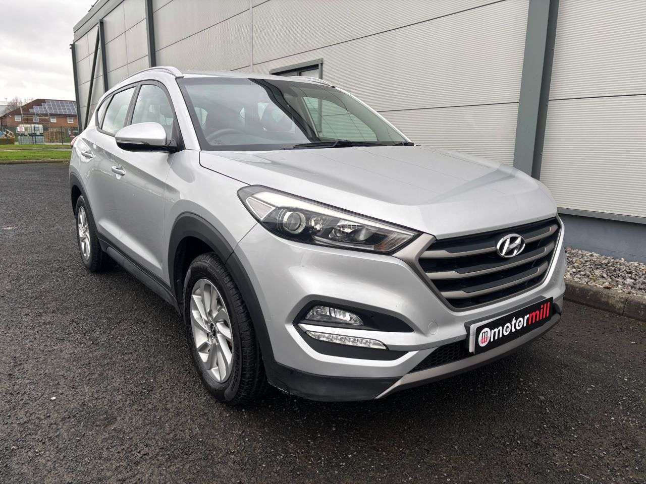 A 0 HYUNDAI TUCSON 1.7 CRDi Blue Drive SE SUV 5dr Diesel Manual Euro 6 (s/s) (116 ps) A 0 HYUNDAI TUCSON 1.7 CRDi Blue Drive SE SUV 5dr Diesel Manual Euro 6 (s/s) (116 ps)