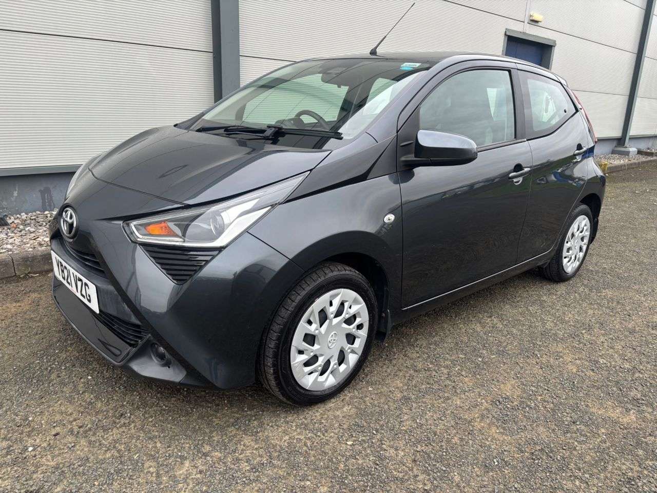 2021 TOYOTA AYGO 2021 TOYOTA AYGO