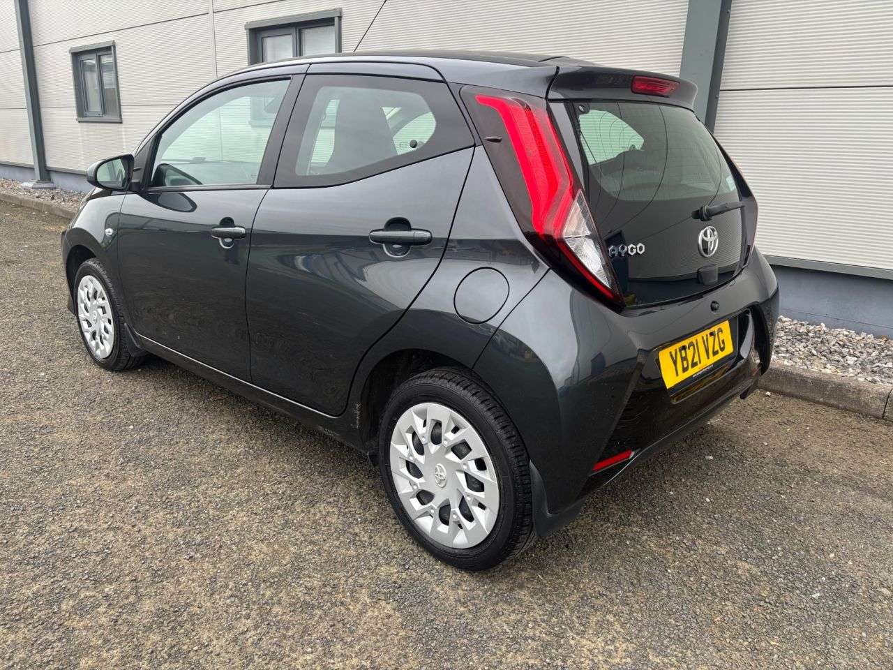 2021 TOYOTA AYGO 2021 TOYOTA AYGO