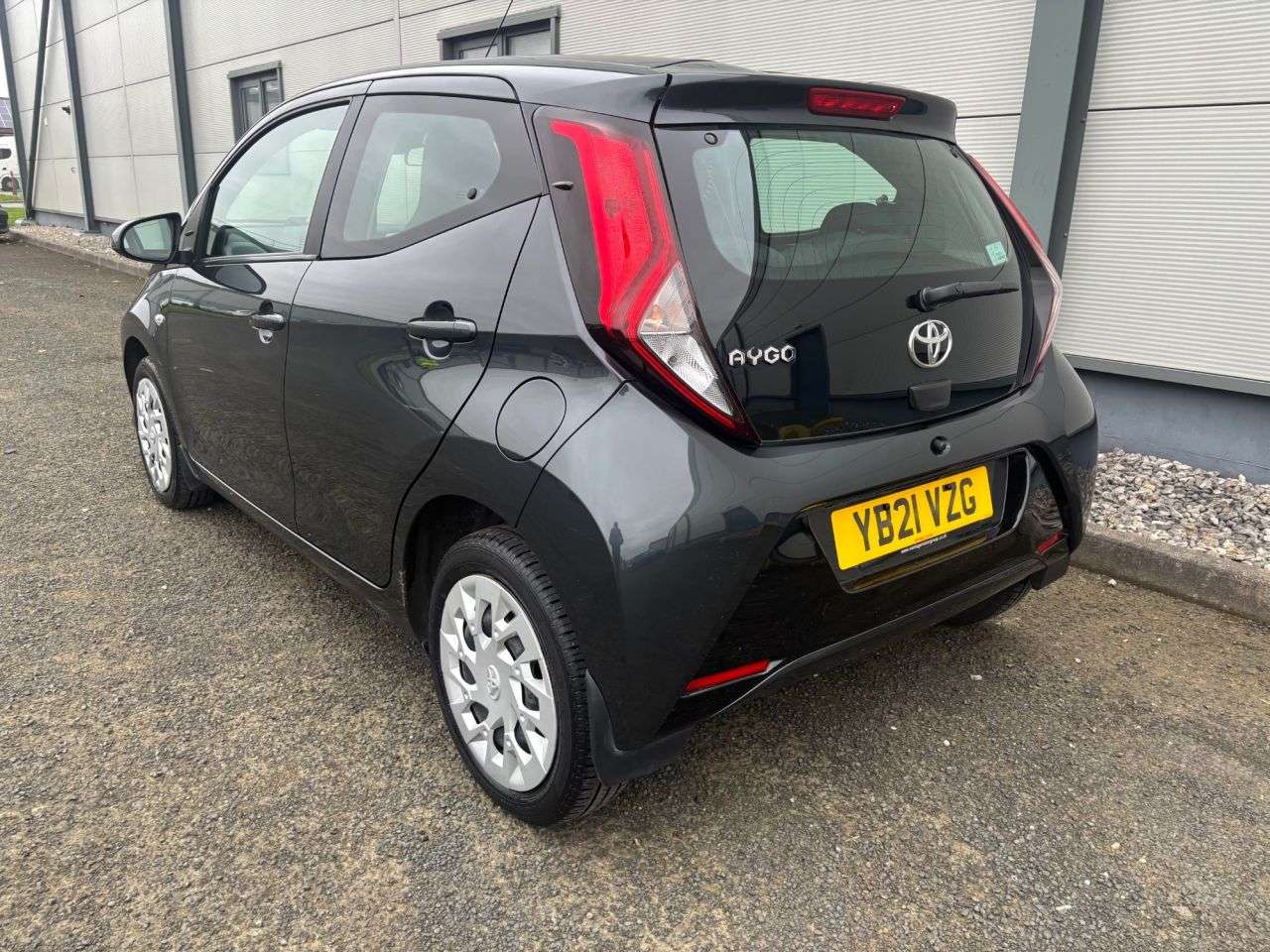 2021 TOYOTA AYGO 2021 TOYOTA AYGO