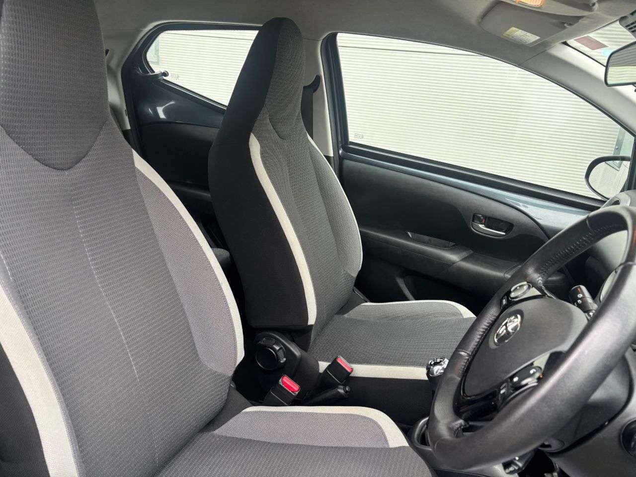 2021 TOYOTA AYGO 2021 TOYOTA AYGO