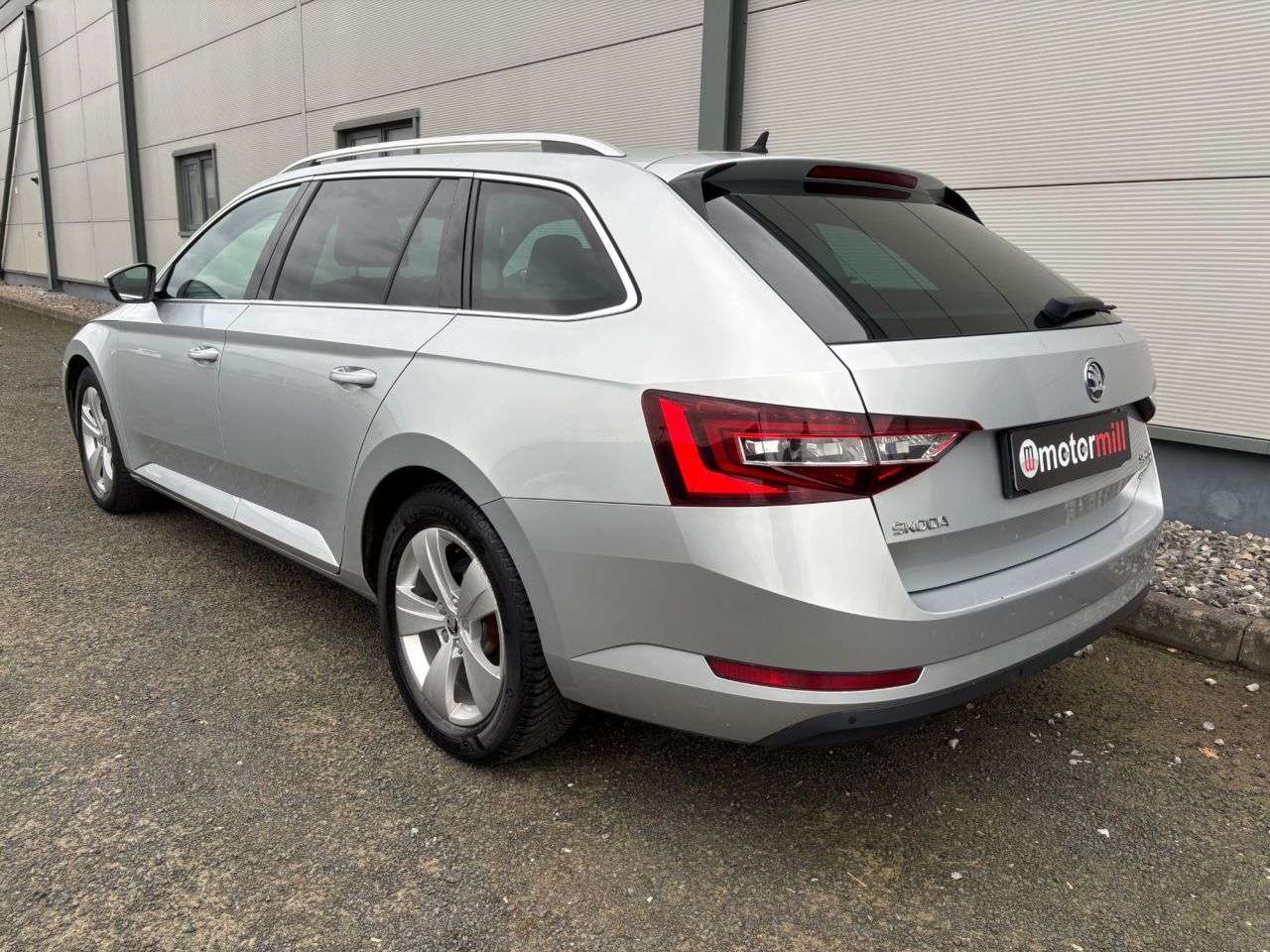 2016 SKODA SUPERB 2016 SKODA SUPERB