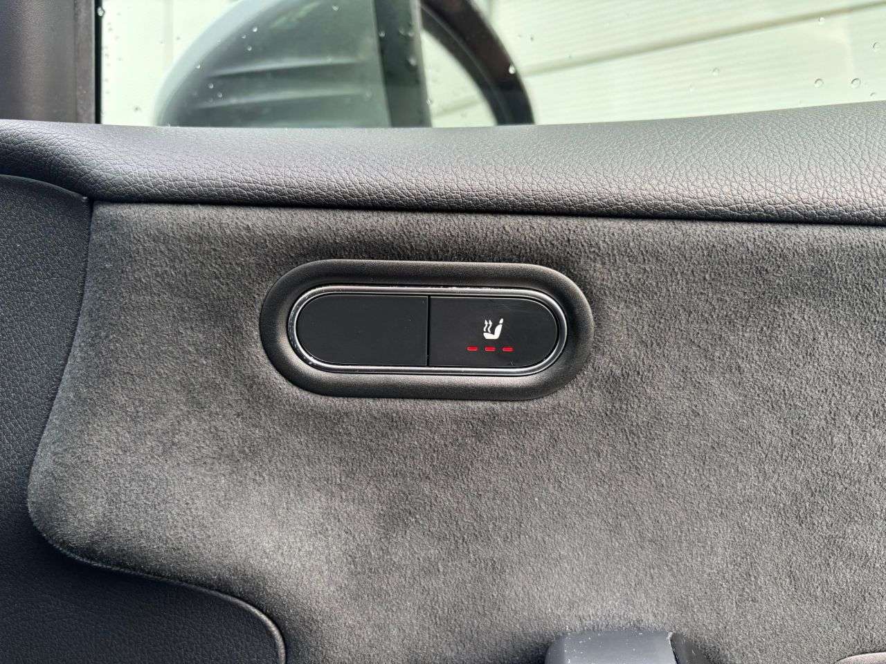 A 2021 MERCEDES-BENZ A-CLASS 2.0 A220d AMG Line (Executive) Hatchback 5dr Diesel 8G-DCT Euro 6 (s/s) (19 A 2021 MERCEDES-BENZ A-CLASS 2.0 A220d AMG Line (Executive) Hatchback 5dr Diesel 8G-DCT Euro 6 (s/s) (19