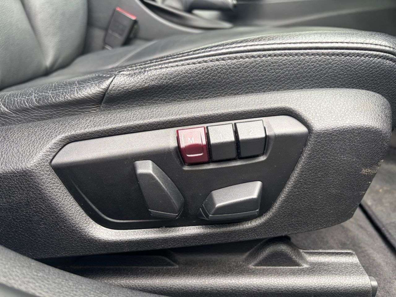 A 2014 BMW 3 SERIES 3.0 330d SE Touring 5dr Diesel Auto Euro 5 (s/s) (258 ps) £8650 WORTH OF AD A 2014 BMW 3 SERIES 3.0 330d SE Touring 5dr Diesel Auto Euro 5 (s/s) (258 ps) £8650 WORTH OF AD