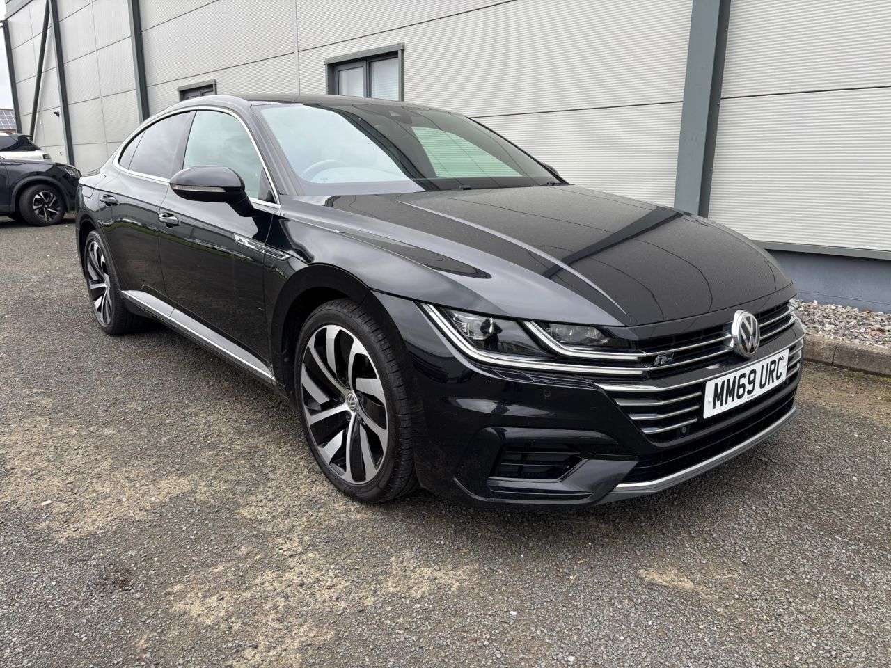 A 2020 VOLKSWAGEN ARTEON 2.0 TSI R-Line Fastback 5dr Petrol DSG Euro 6 (s/s) (190 ps) HEATED SEATS, A 2020 VOLKSWAGEN ARTEON 2.0 TSI R-Line Fastback 5dr Petrol DSG Euro 6 (s/s) (190 ps) HEATED SEATS,