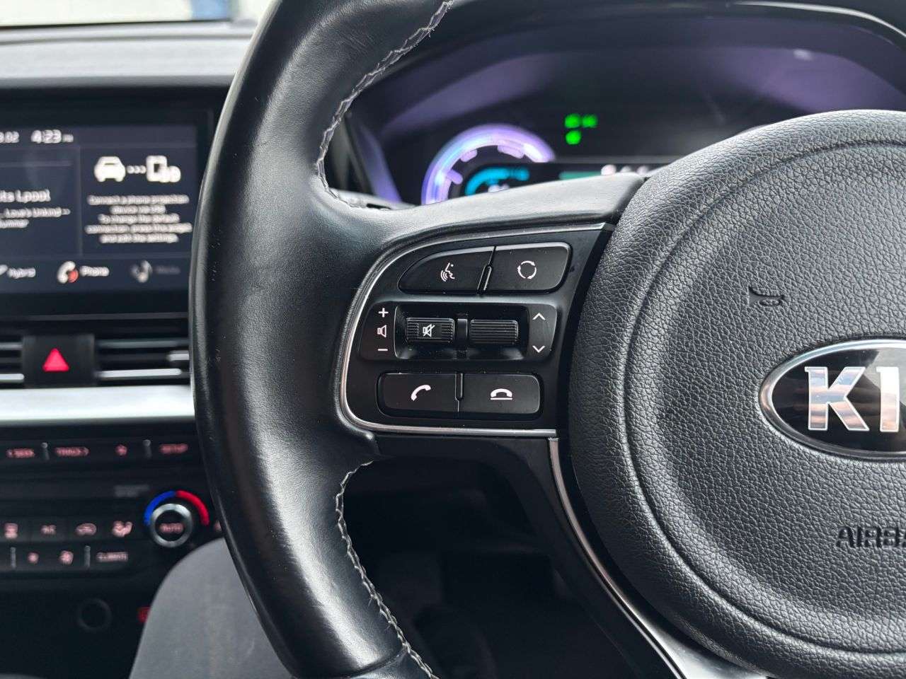 2020 KIA NIRO 2020 KIA NIRO