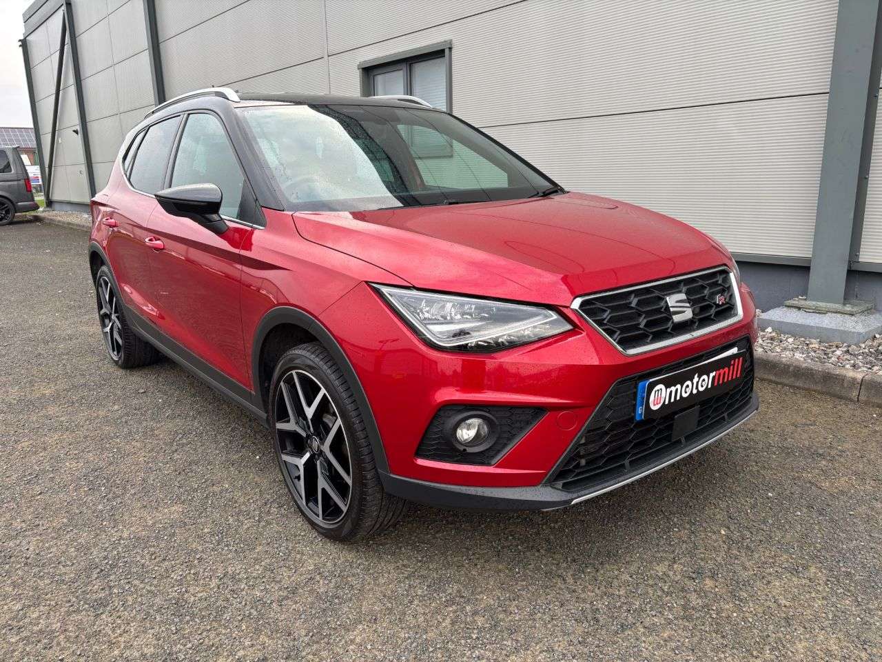 A 2019 SEAT ARONA 1.0 TSI GPF FR Sport SUV 5dr Petrol DSG Euro 6 (s/s) (115 ps) APPLE CAR PLA A 2019 SEAT ARONA 1.0 TSI GPF FR Sport SUV 5dr Petrol DSG Euro 6 (s/s) (115 ps) APPLE CAR PLA