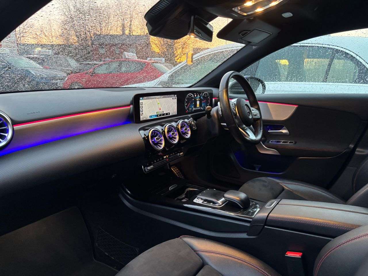 A 2019 MERCEDES-BENZ A-CLASS 1.3 A200 AMG Line (Premium) Hatchback 5dr Petrol 7G-DCT Euro 6 (s/s) (163 p A 2019 MERCEDES-BENZ A-CLASS 1.3 A200 AMG Line (Premium) Hatchback 5dr Petrol 7G-DCT Euro 6 (s/s) (163 p