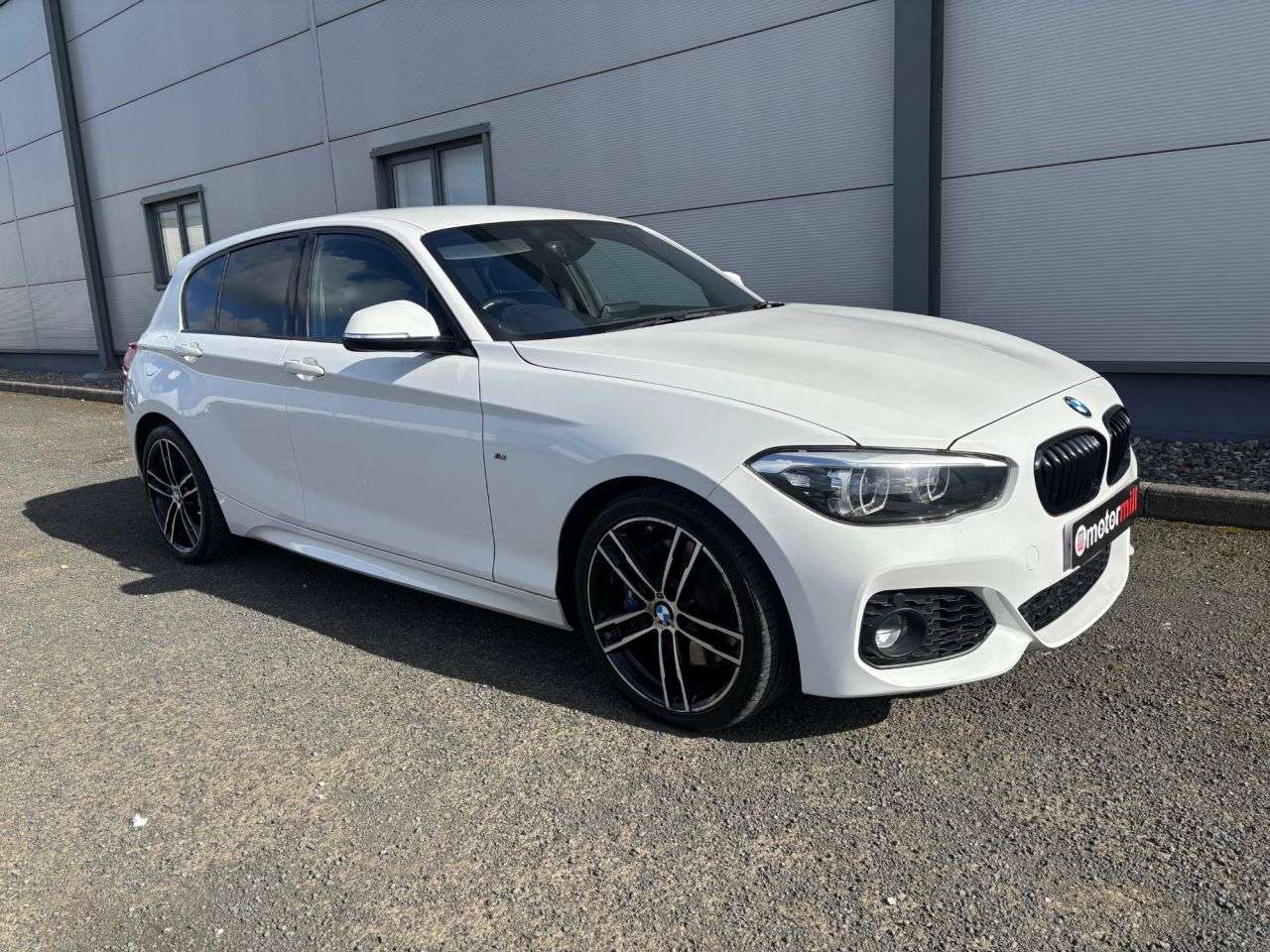 A 2019 BMW 1 SERIES 1.5 118i GPF M Sport Shadow Edition Hatchback 5dr Petrol Manual Euro 6 (s/s A 2019 BMW 1 SERIES 1.5 118i GPF M Sport Shadow Edition Hatchback 5dr Petrol Manual Euro 6 (s/s