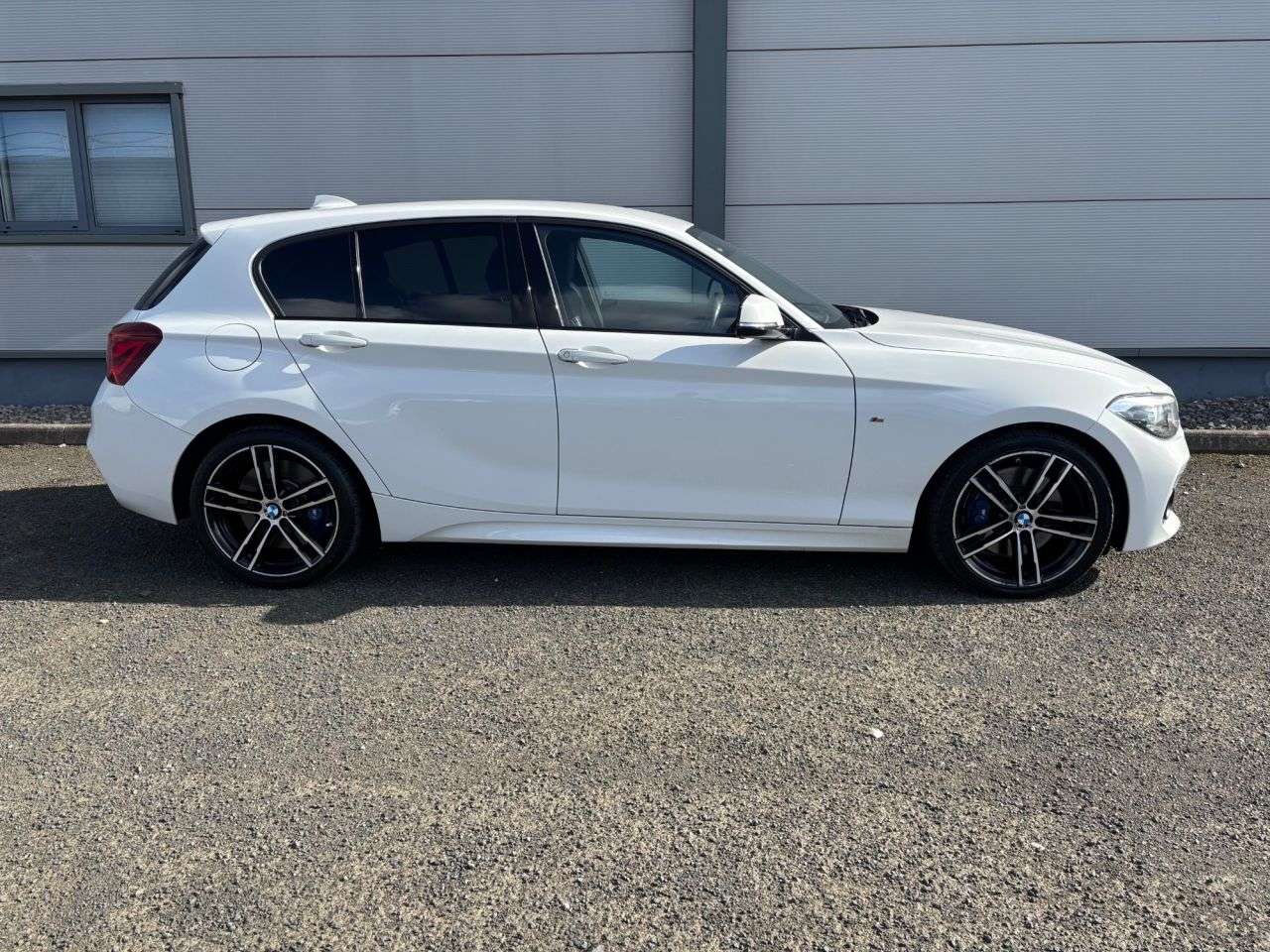 2019 BMW 1 SERIES 2019 BMW 1 SERIES