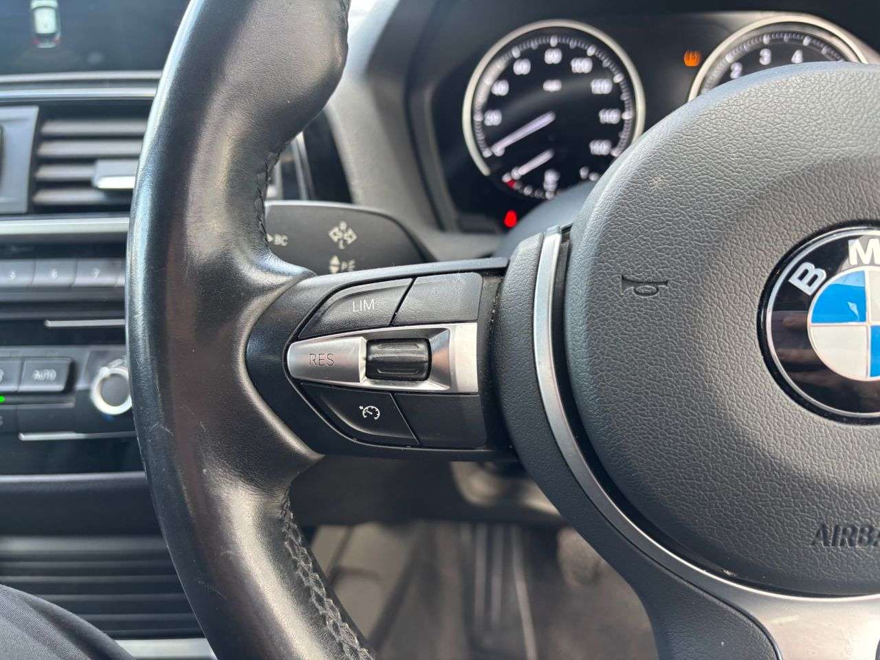 2019 BMW 1 SERIES 2019 BMW 1 SERIES