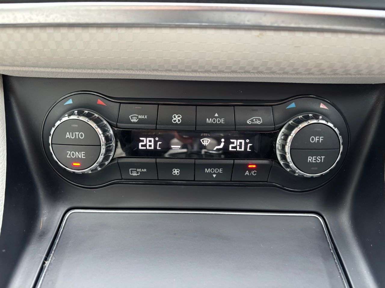 2016 MERCEDES-BENZ A-CLASS 2016 MERCEDES-BENZ A-CLASS