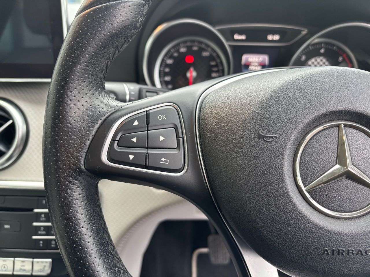 2016 MERCEDES-BENZ A-CLASS 2016 MERCEDES-BENZ A-CLASS