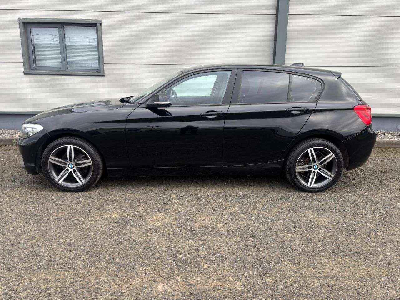 2018 BMW 1 SERIES 2018 BMW 1 SERIES