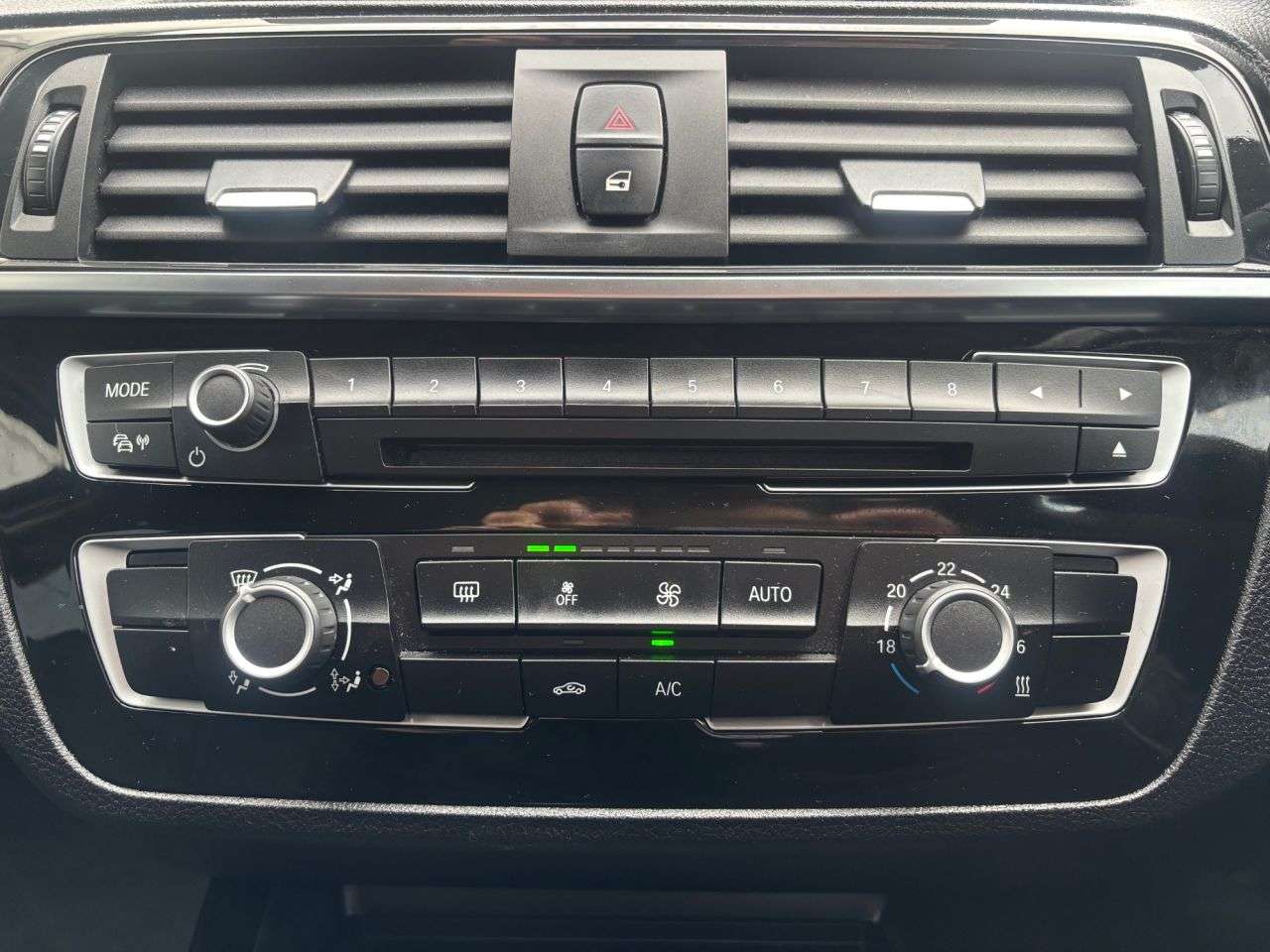 2018 BMW 1 SERIES 2018 BMW 1 SERIES