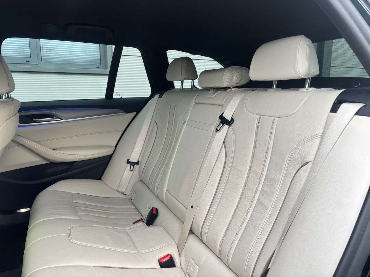 2019 BMW 5 SERIES 2019 BMW 5 SERIES