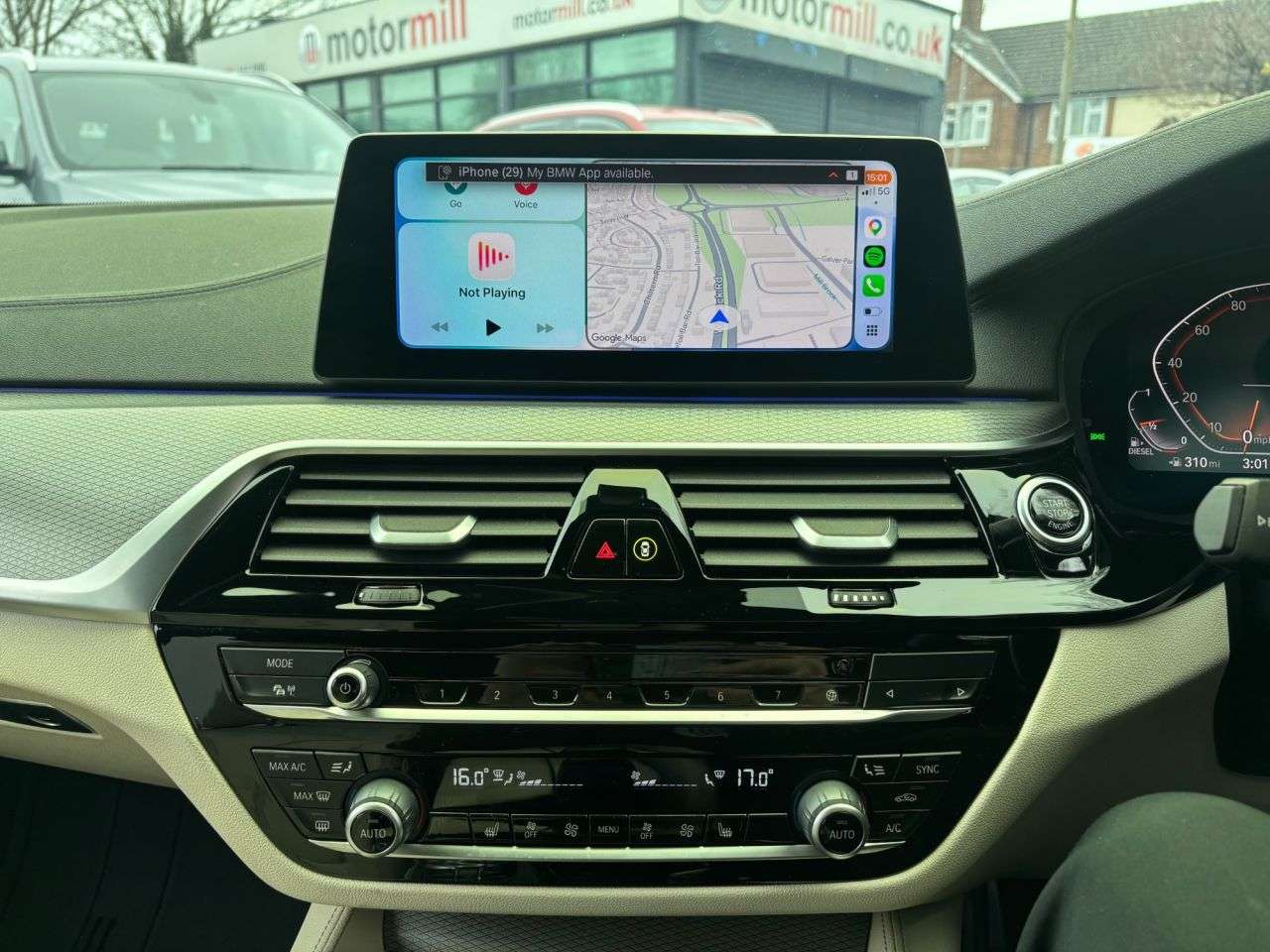 A 2019 BMW 5 SERIES 2.0 520d M Sport Touring 5dr Diesel Auto Euro 6 (s/s) (190 ps) ELECTRIC MOV A 2019 BMW 5 SERIES 2.0 520d M Sport Touring 5dr Diesel Auto Euro 6 (s/s) (190 ps) ELECTRIC MOV