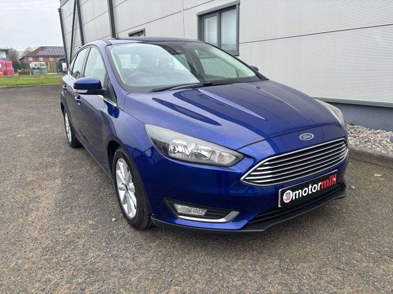 A 2015 FORD FOCUS 1.0T EcoBoost Titanium Hatchback 5dr Petrol Manual Euro 6 (s/s) (125 ps) TO A 2015 FORD FOCUS 1.0T EcoBoost Titanium Hatchback 5dr Petrol Manual Euro 6 (s/s) (125 ps) TO