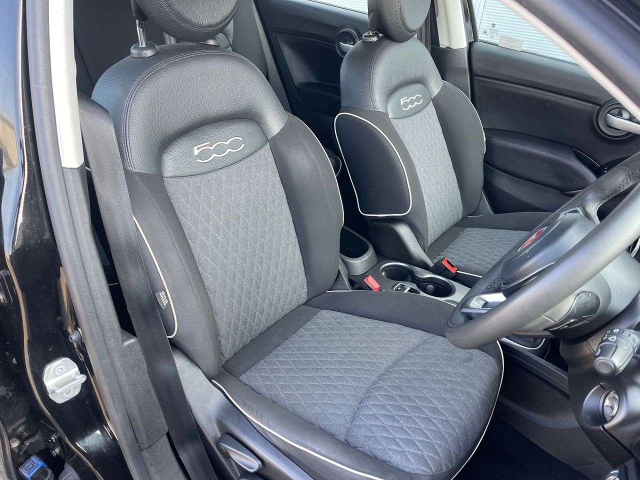 2019 FIAT 500X 2019 FIAT 500X