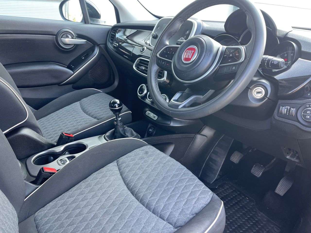 2019 FIAT 500X 2019 FIAT 500X