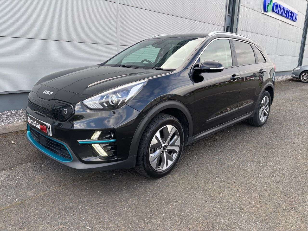 A 2022 KIA NIRO 39kWh 2 SUV 5dr Electric Auto (134 bhp) TOUCHSCREEN DISPLAY A 2022 KIA NIRO 39kWh 2 SUV 5dr Electric Auto (134 bhp) TOUCHSCREEN DISPLAY