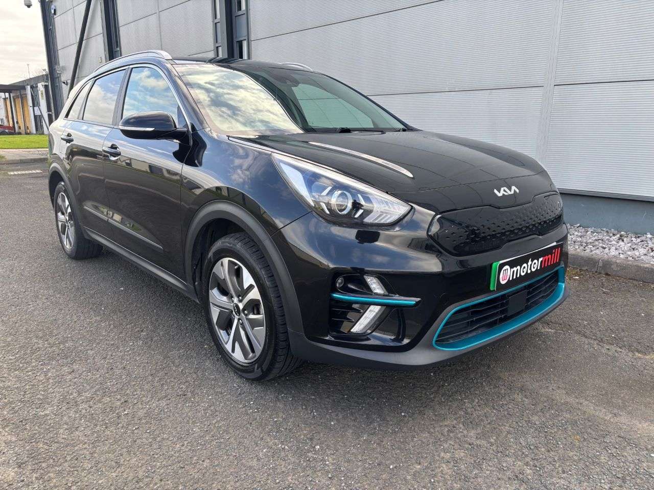 A 2022 KIA NIRO 39kWh 2 SUV 5dr Electric Auto (134 bhp) TOUCHSCREEN DISPLAY A 2022 KIA NIRO 39kWh 2 SUV 5dr Electric Auto (134 bhp) TOUCHSCREEN DISPLAY