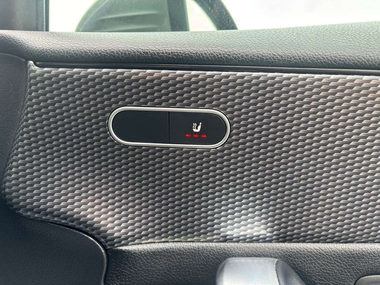 A 2018 MERCEDES-BENZ A-CLASS 1.5 A180d Sport (Executive) Hatchback 5dr Diesel 7G-DCT Euro 6 (s/s) (116 p A 2018 MERCEDES-BENZ A-CLASS 1.5 A180d Sport (Executive) Hatchback 5dr Diesel 7G-DCT Euro 6 (s/s) (116 p