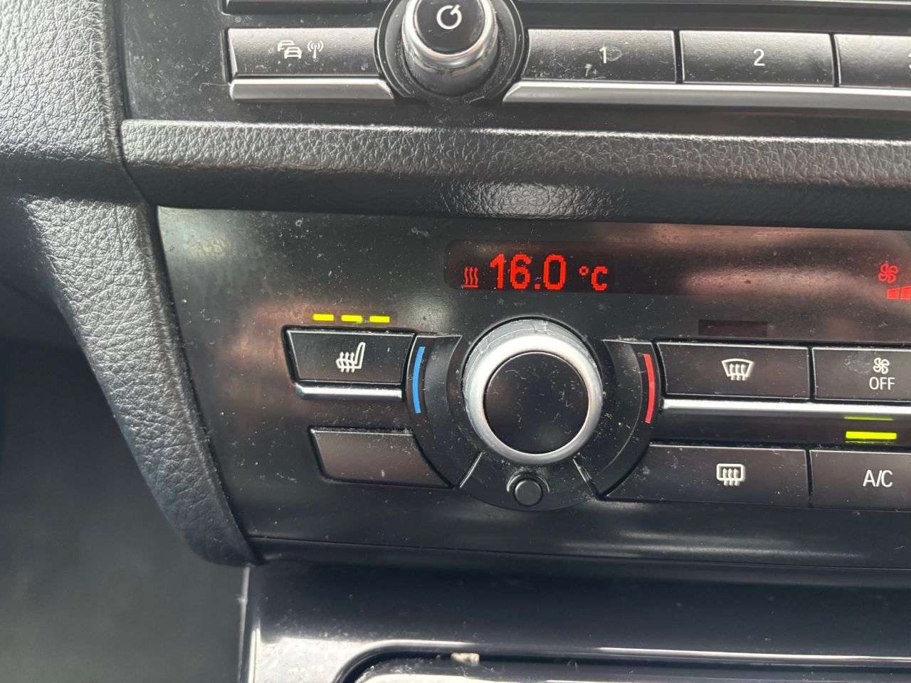 A 2016 BMW 5 SERIES 2.0 520d SE Saloon 4dr Diesel Auto Euro 6 (s/s) (190 ps) A 2016 BMW 5 SERIES 2.0 520d SE Saloon 4dr Diesel Auto Euro 6 (s/s) (190 ps)