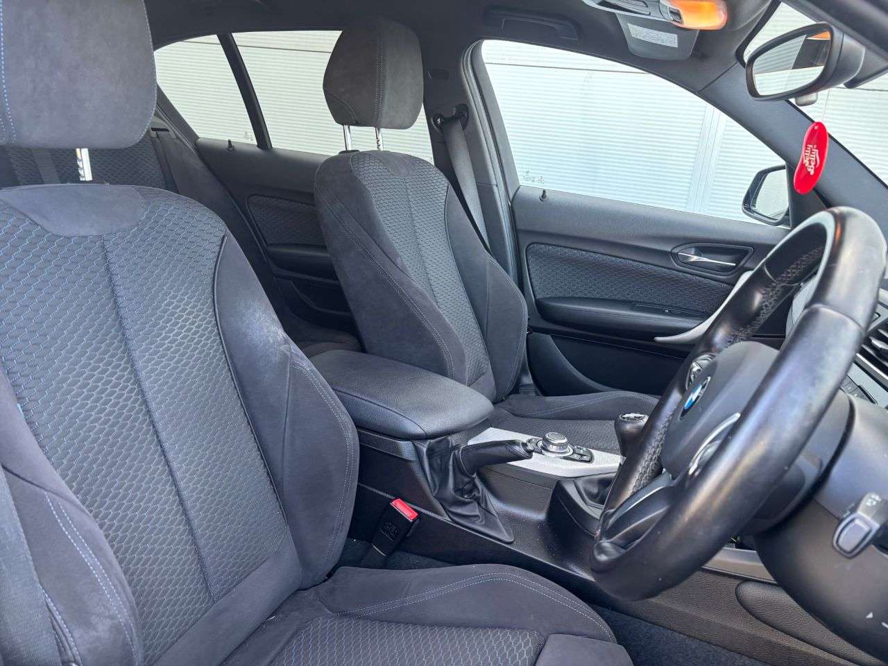 2017 BMW 1 SERIES 2017 BMW 1 SERIES