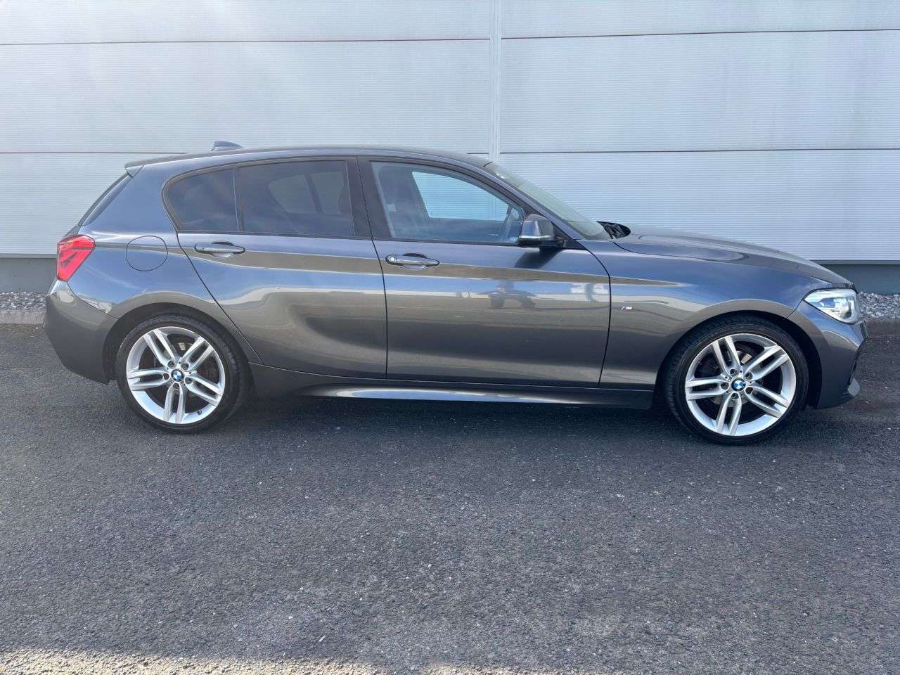2017 BMW 1 SERIES 2017 BMW 1 SERIES