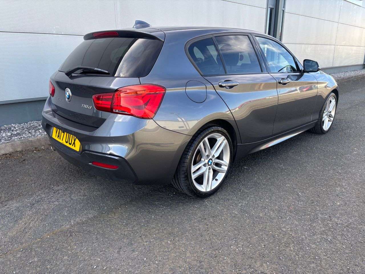 2017 BMW 1 SERIES 2017 BMW 1 SERIES