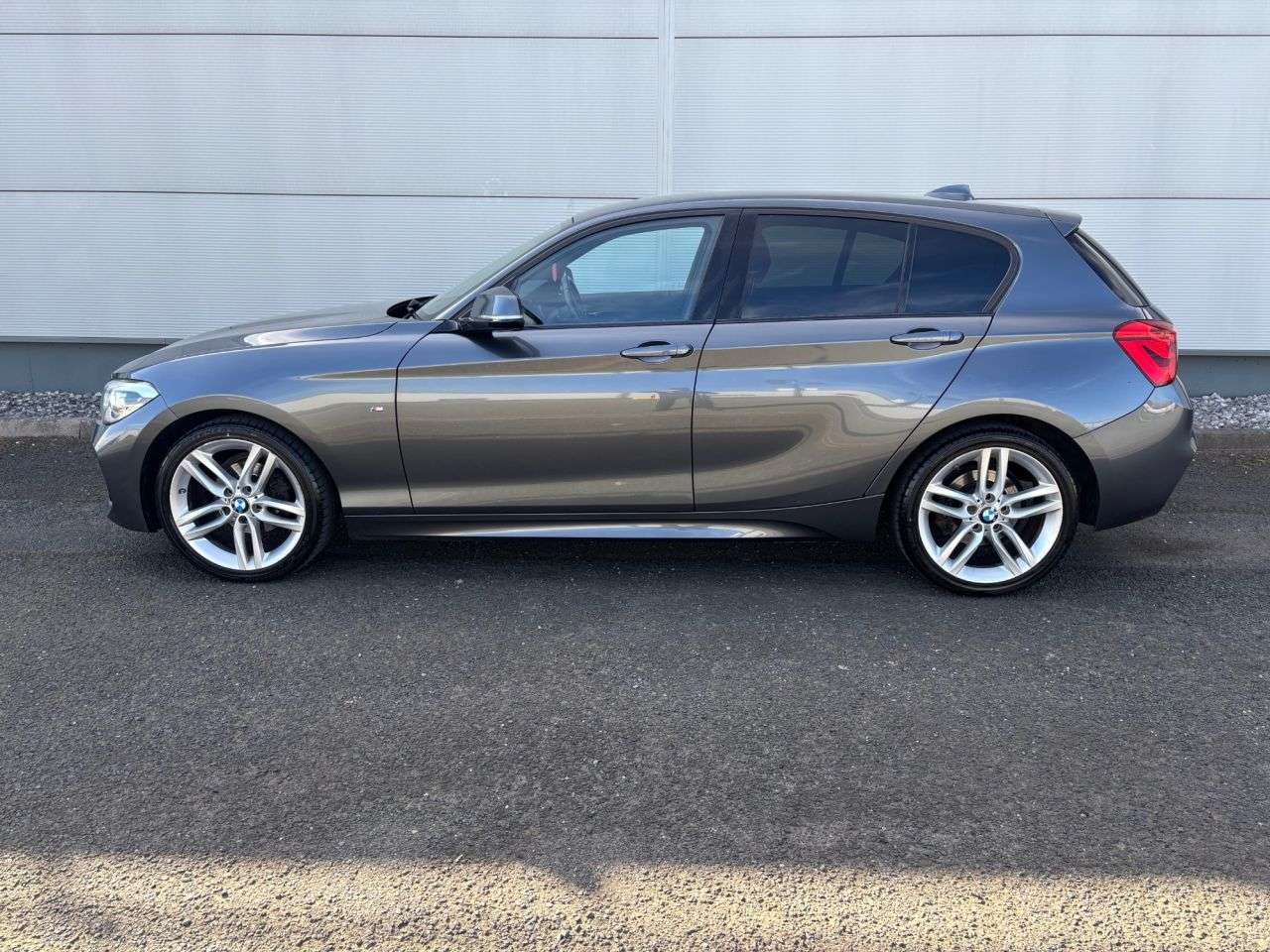 2017 BMW 1 SERIES 2017 BMW 1 SERIES