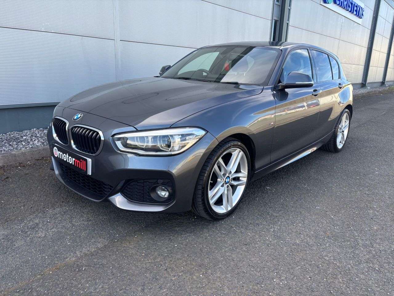 2017 BMW 1 SERIES 2017 BMW 1 SERIES