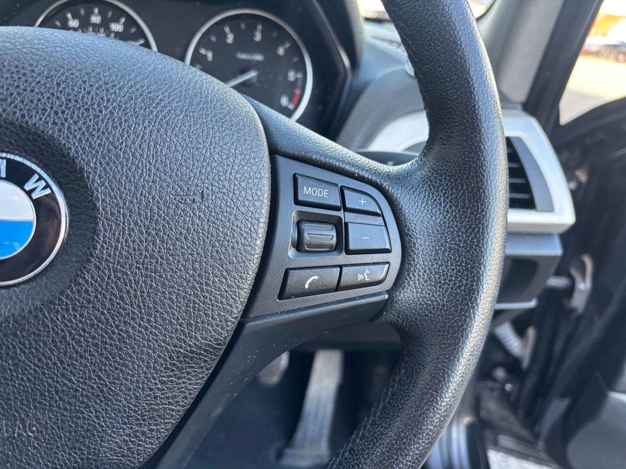 2016 BMW 1 SERIES 2016 BMW 1 SERIES