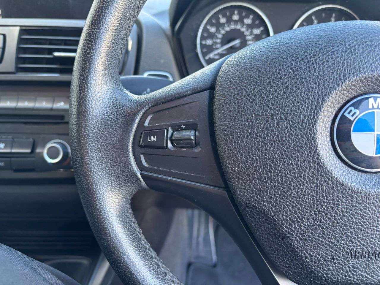 2016 BMW 1 SERIES 2016 BMW 1 SERIES