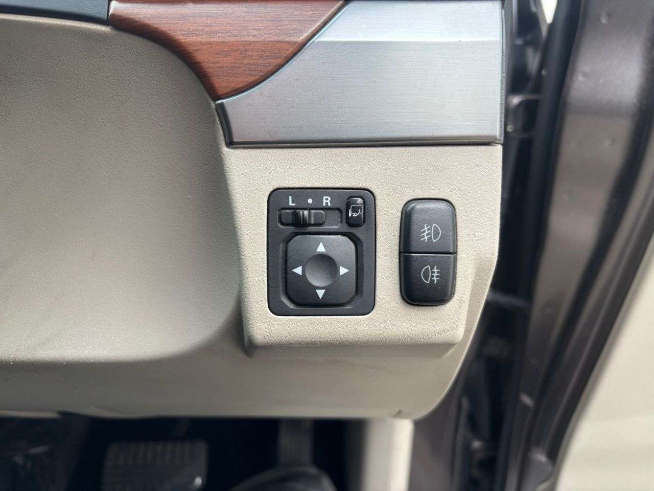 2013 MITSUBISHI SHOGUN 2013 MITSUBISHI SHOGUN