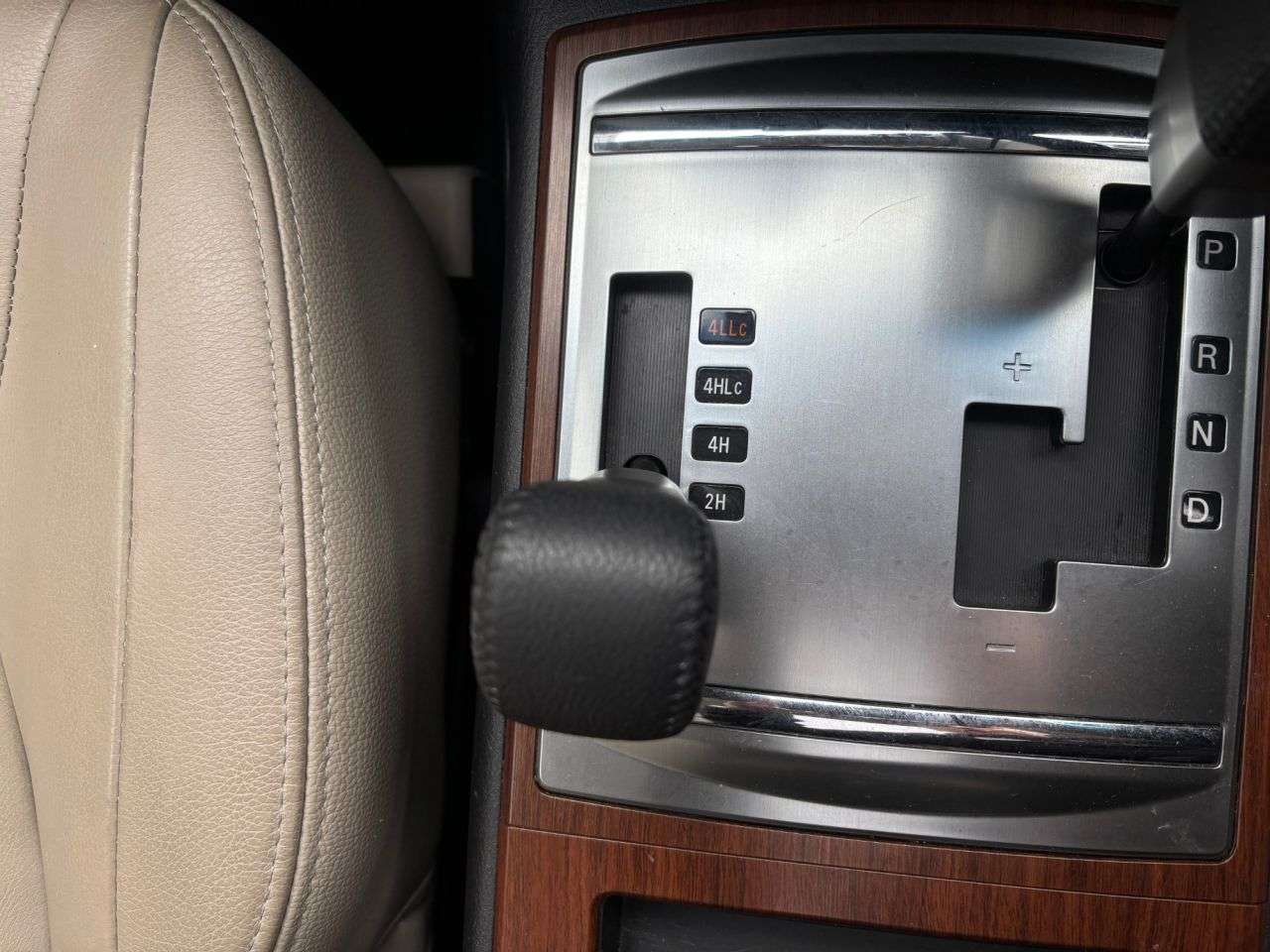 2013 MITSUBISHI SHOGUN 2013 MITSUBISHI SHOGUN