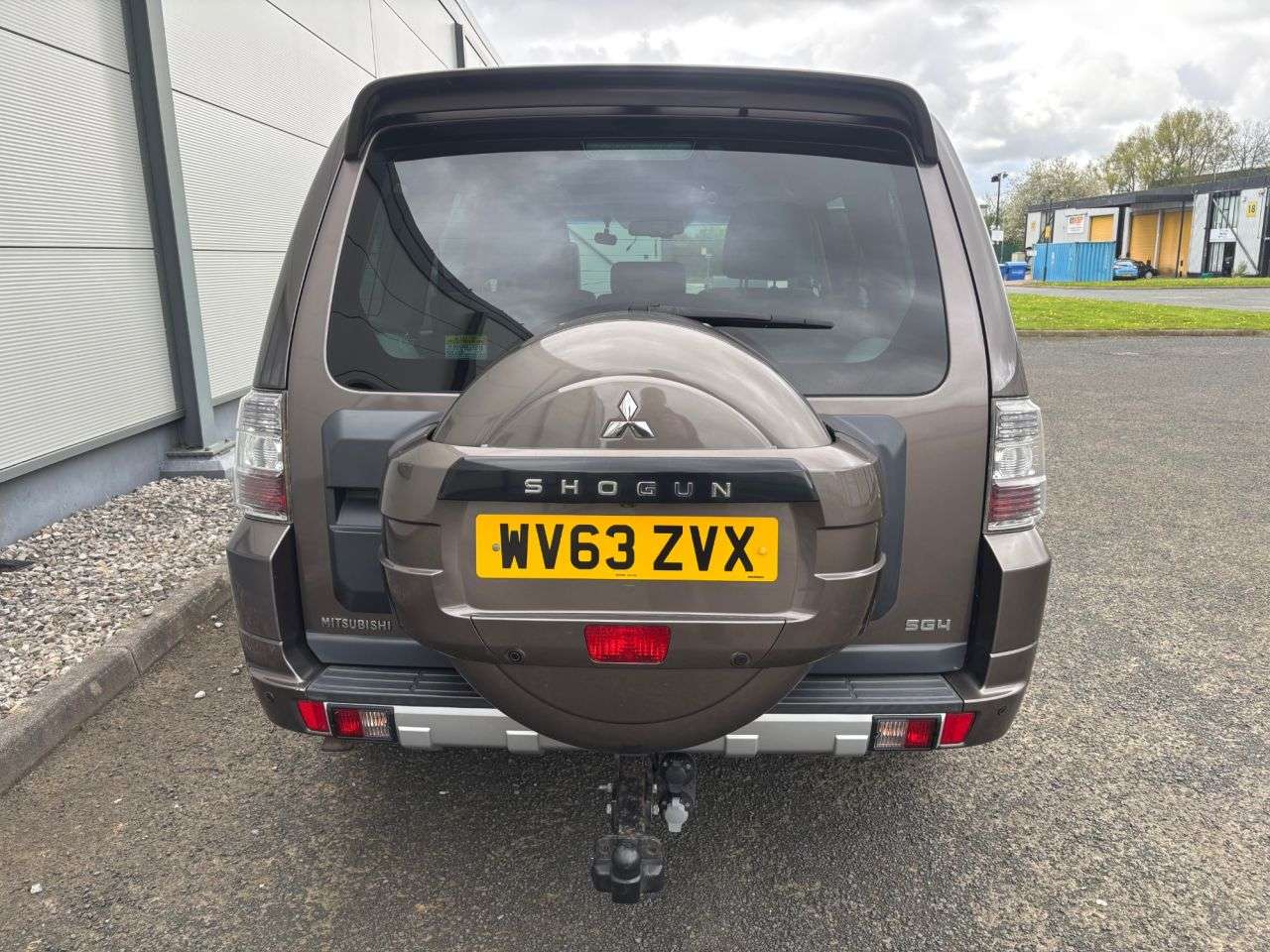 2013 MITSUBISHI SHOGUN 2013 MITSUBISHI SHOGUN