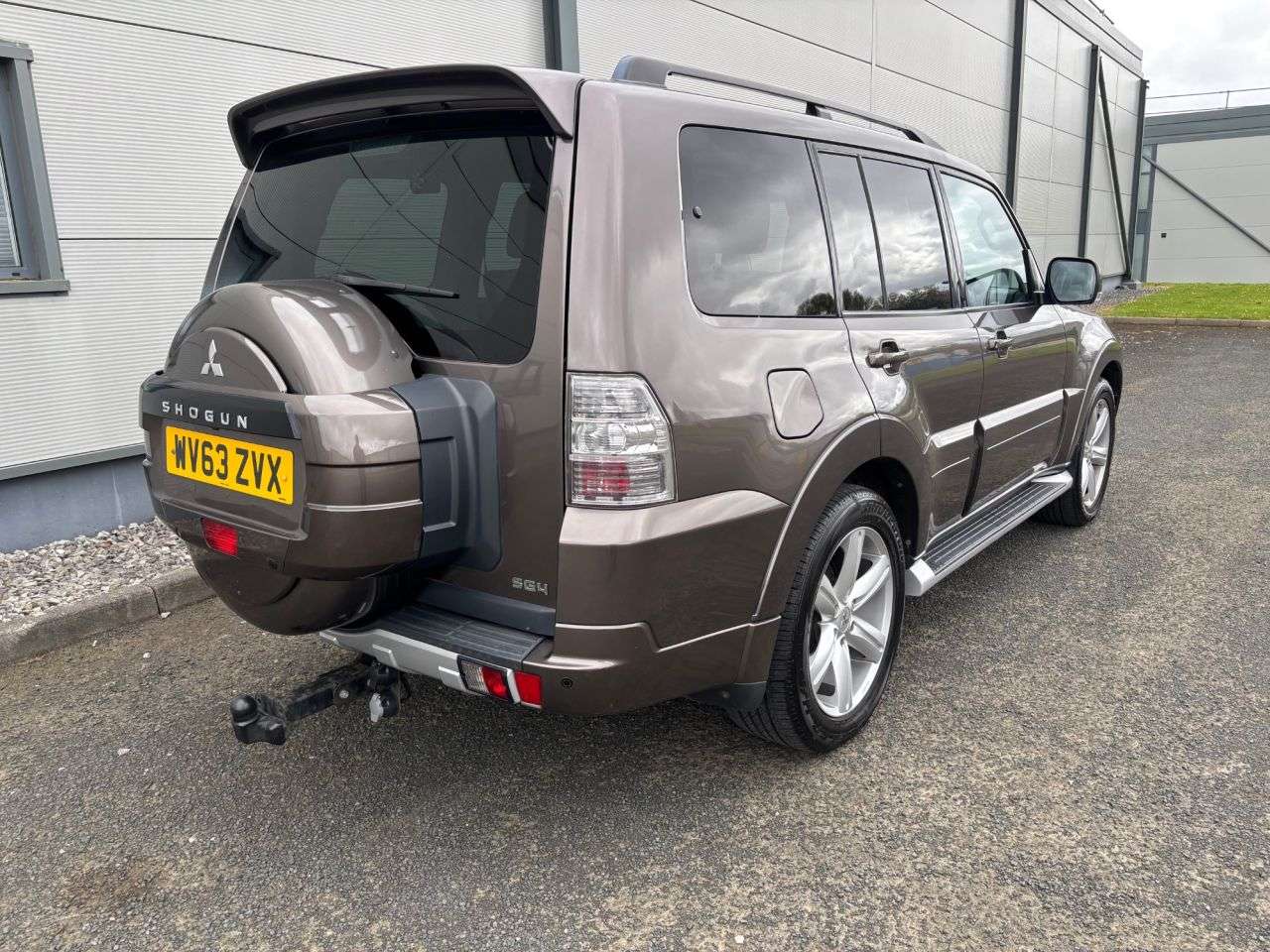 2013 MITSUBISHI SHOGUN 2013 MITSUBISHI SHOGUN