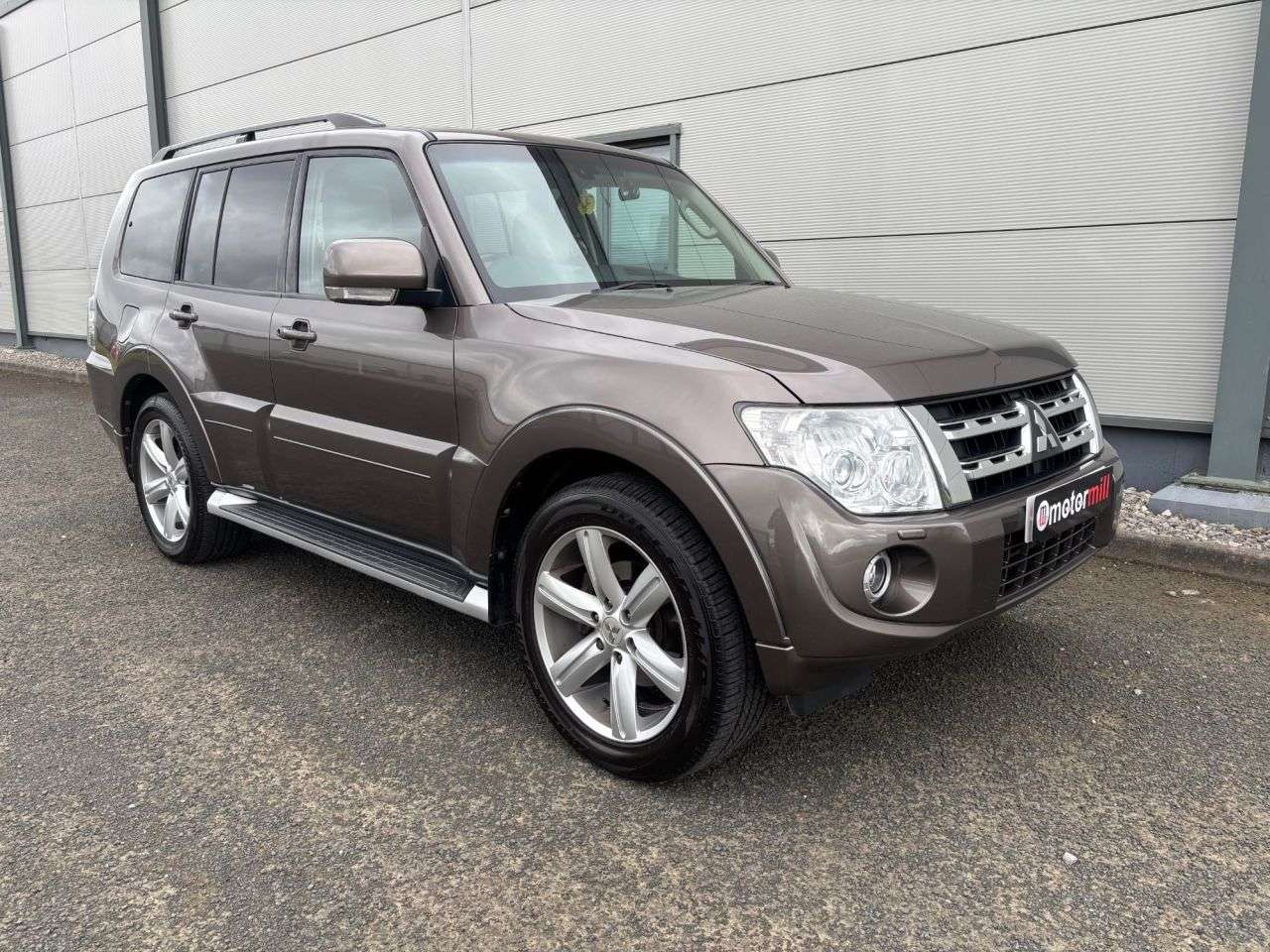 2013 MITSUBISHI SHOGUN 2013 MITSUBISHI SHOGUN