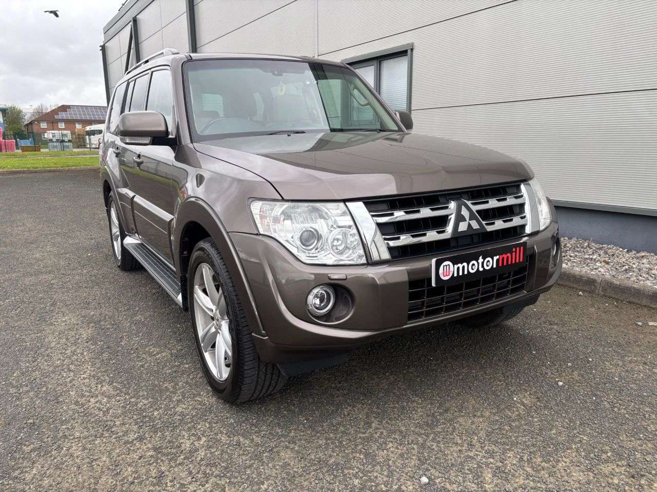 2013 MITSUBISHI SHOGUN 2013 MITSUBISHI SHOGUN