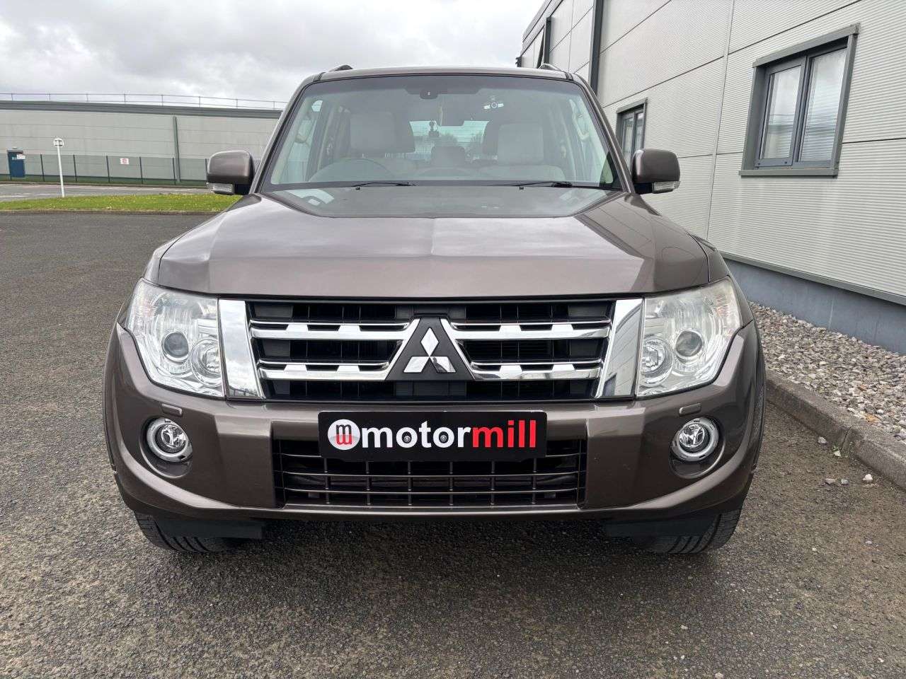 2013 MITSUBISHI SHOGUN 2013 MITSUBISHI SHOGUN