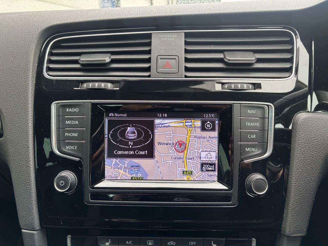 A 2013 VOLKSWAGEN GOLF 2.0 TDI BlueMotion Tech GT Hatchback 5dr Diesel Manual Euro 5 (s/s) (150 ps A 2013 VOLKSWAGEN GOLF 2.0 TDI BlueMotion Tech GT Hatchback 5dr Diesel Manual Euro 5 (s/s) (150 ps