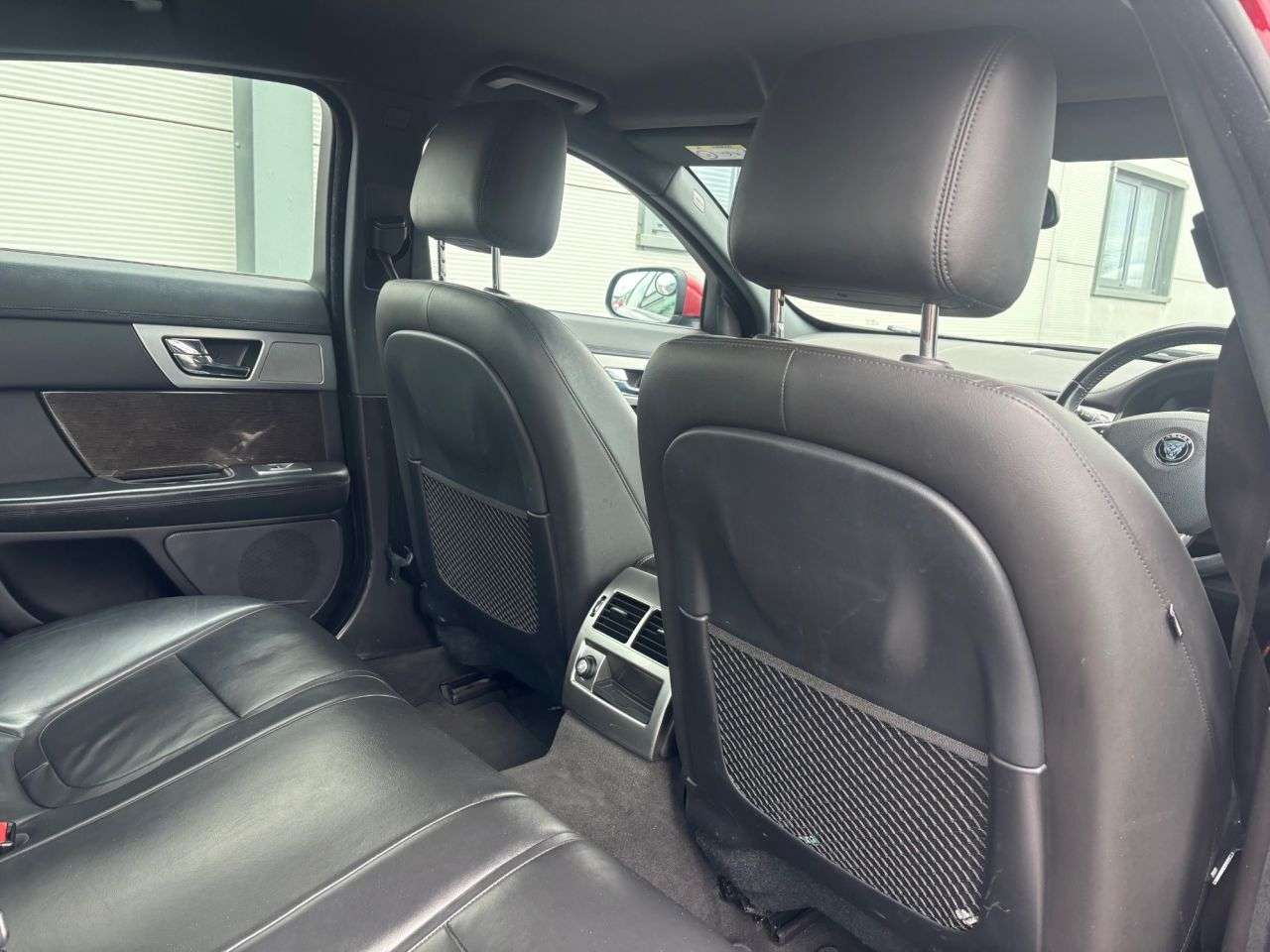 2014 JAGUAR XF 2014 JAGUAR XF