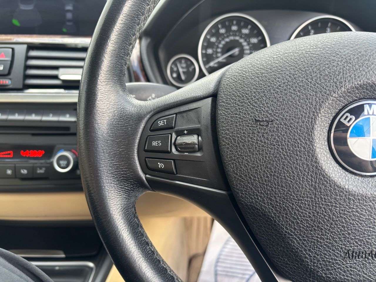 2013 BMW 3 SERIES 2013 BMW 3 SERIES