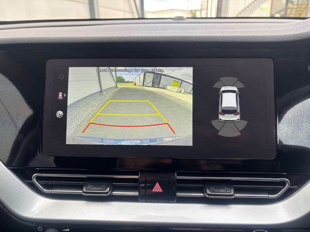 A 2022 KIA NIRO 1.6 GDi 3 SUV 5dr Petrol Hybrid DCT Euro 6 (s/s) (139 bhp) REVERSE CAMERA A 2022 KIA NIRO 1.6 GDi 3 SUV 5dr Petrol Hybrid DCT Euro 6 (s/s) (139 bhp) REVERSE CAMERA